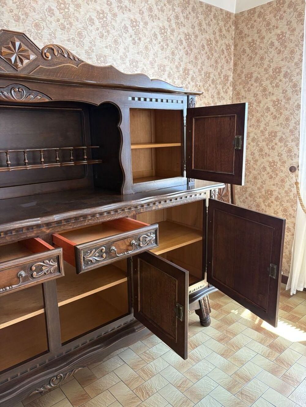 Buffet basque / vaisselier Meubles