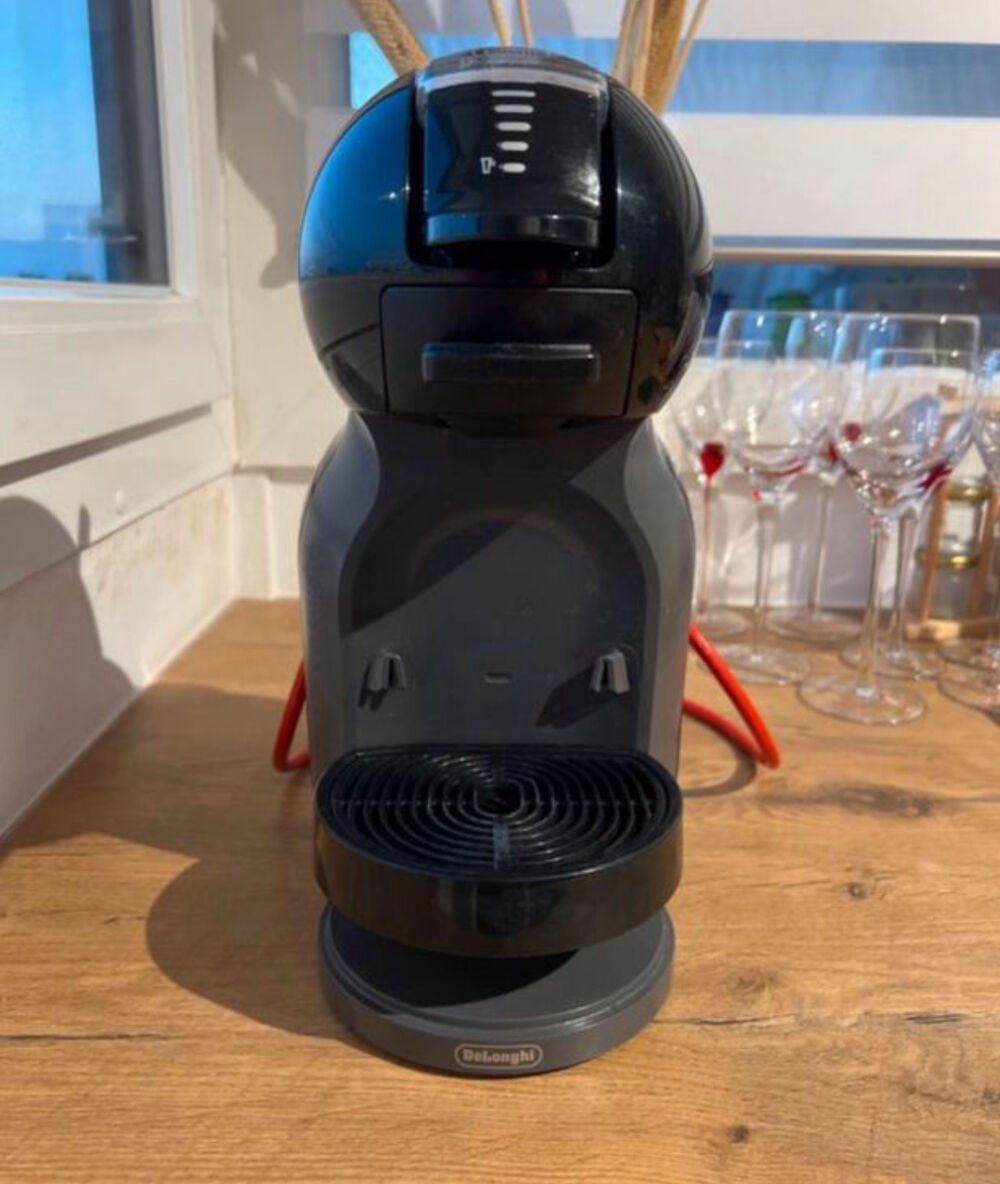 Cafeti&egrave;re dolce gusto deLonghi Electroménager