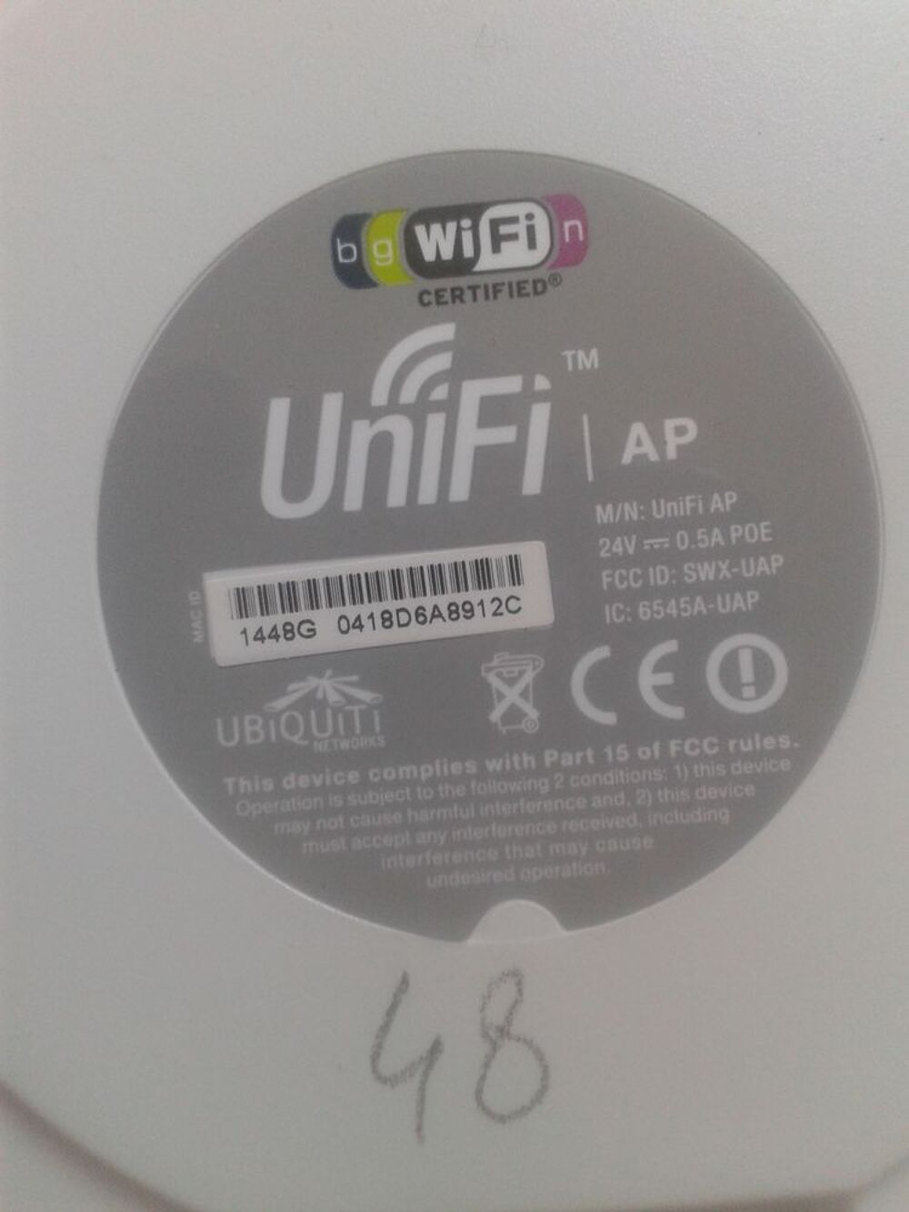 point d'acc&egrave;s AP UNIFI
Matériel informatique