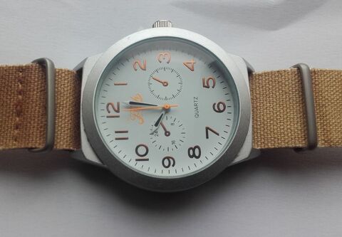 montre NEUVE cuir tissu  the fresh brand  25 Évreux (27)