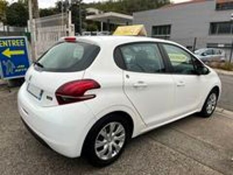 208 1.2 VTI / 82CV 2019 occasion 42700 Firminy