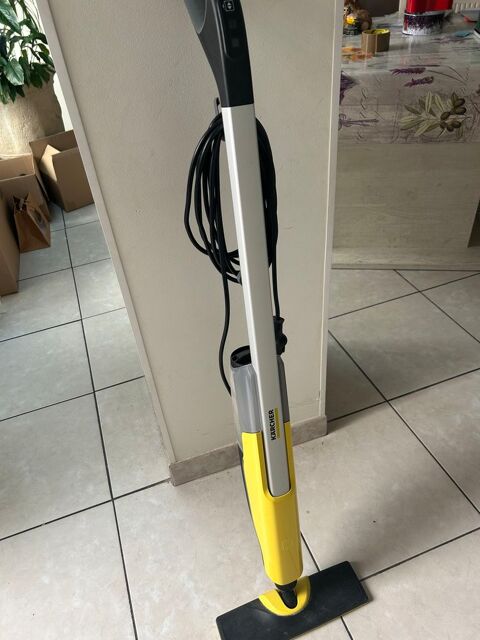 Nettoyeur � vapeur pour sol, marque Karcher 80 Monteux (84)