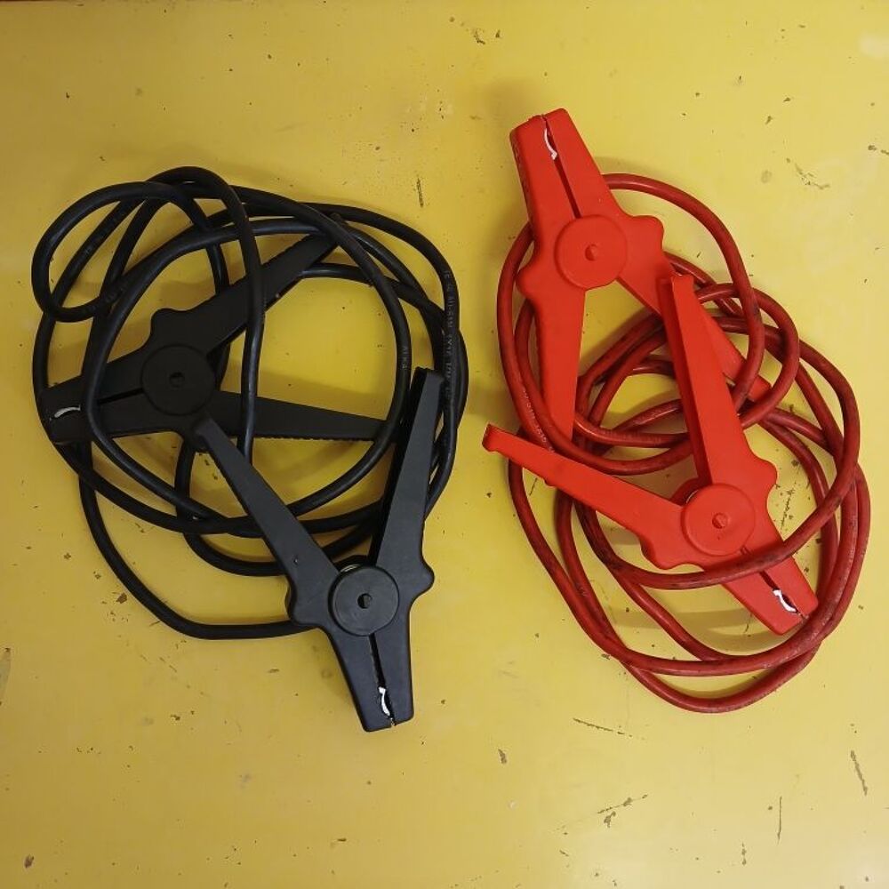 c&acirc;bles de d&eacute;marrage 12 V Bricolage