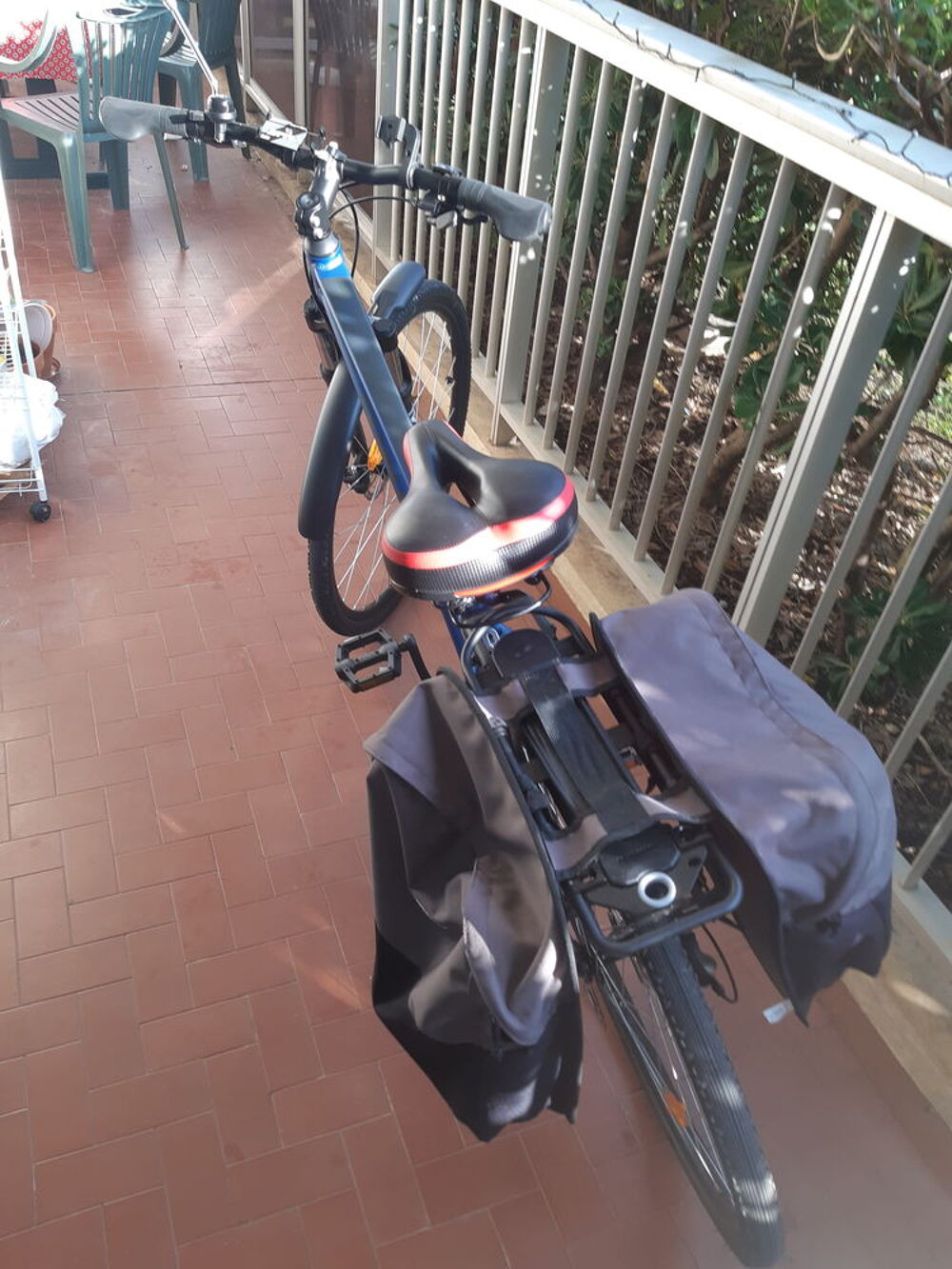  VELO VTC RIVERSIDE 500 BLEU Vélos