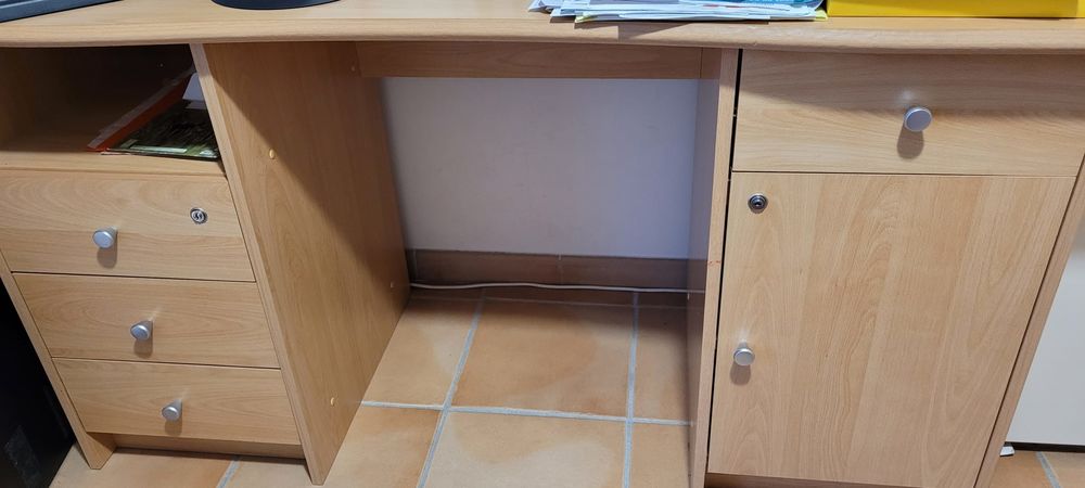 Bureau Meubles