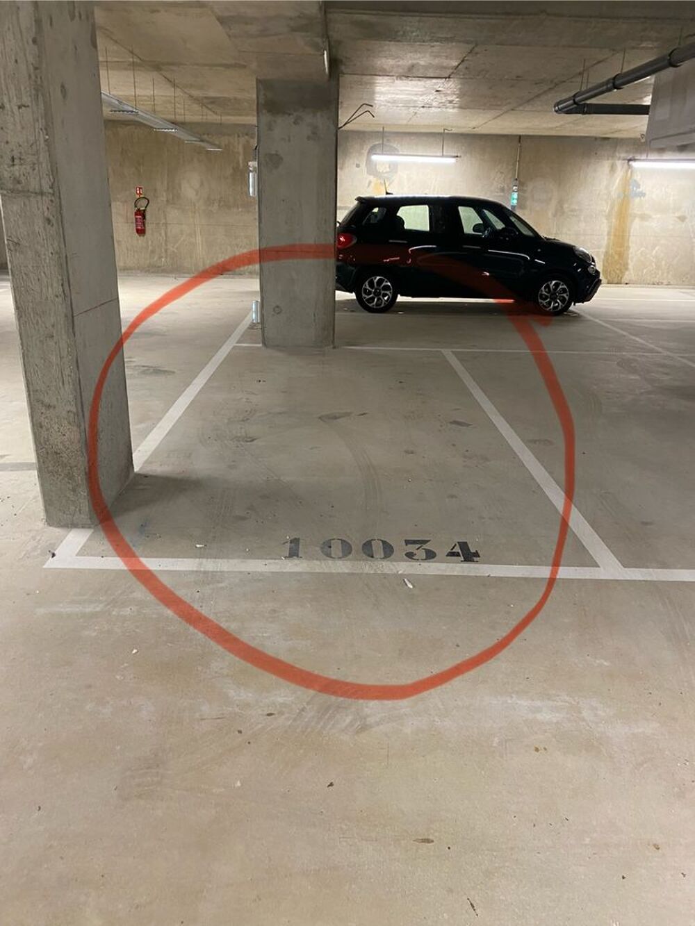 Location Parking/Garage Place de stationnement couverte située au Vieux Saint-maur-des-fossés
