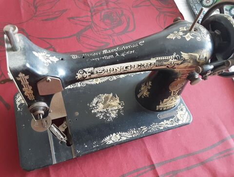 Tte de Machine  coudre ancienne (1915) 100 Pontoise (95)