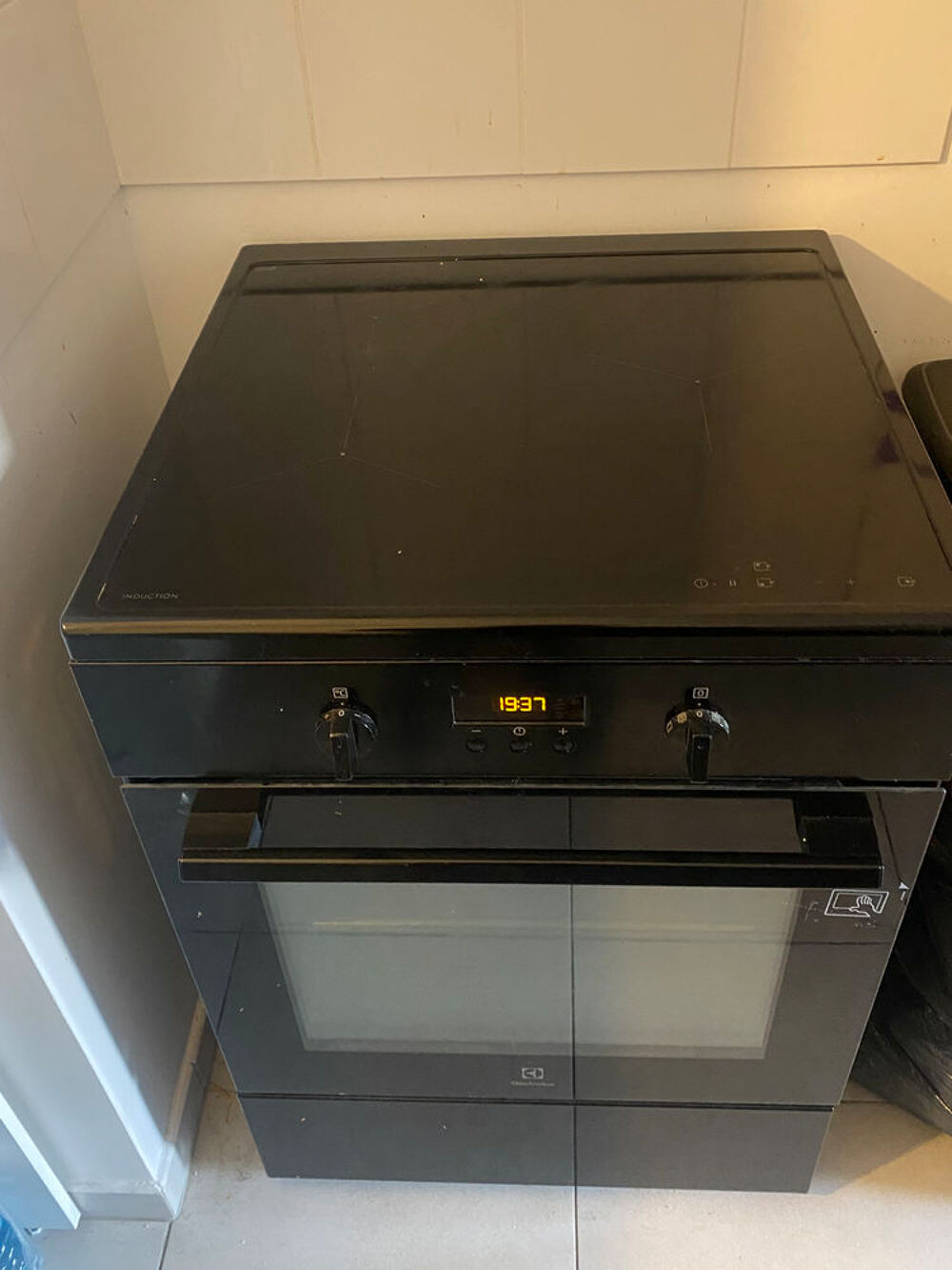Cuisini&egrave;re induction ELECTROLUX - 60x60cm - 3 foyers Electroménager