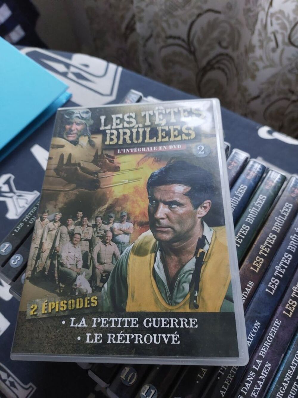 dvd les t&ecirc;tes br&ucirc;ler plus fascicule DVD et blu-ray
