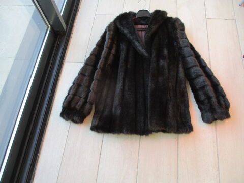 veste longue en fourrure fausse 120 Castres (81)