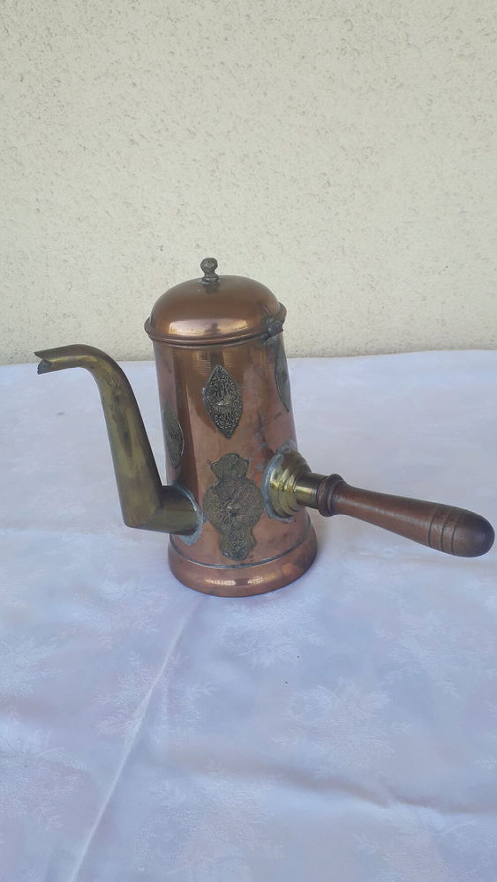 Cafeti&egrave;re chocolati&egrave;re en cuivre
Décoration