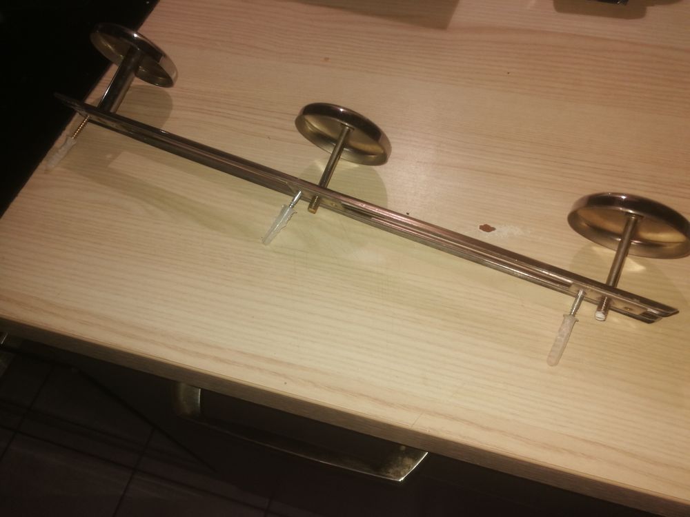 Porte manteaux 3 pat&egrave;res Bricolage