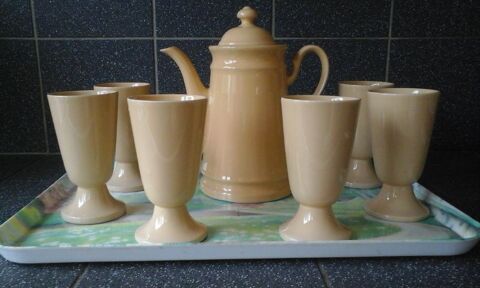 Service 6 mazagrans avec cafeti�re
10 Malo Les Bains (59)