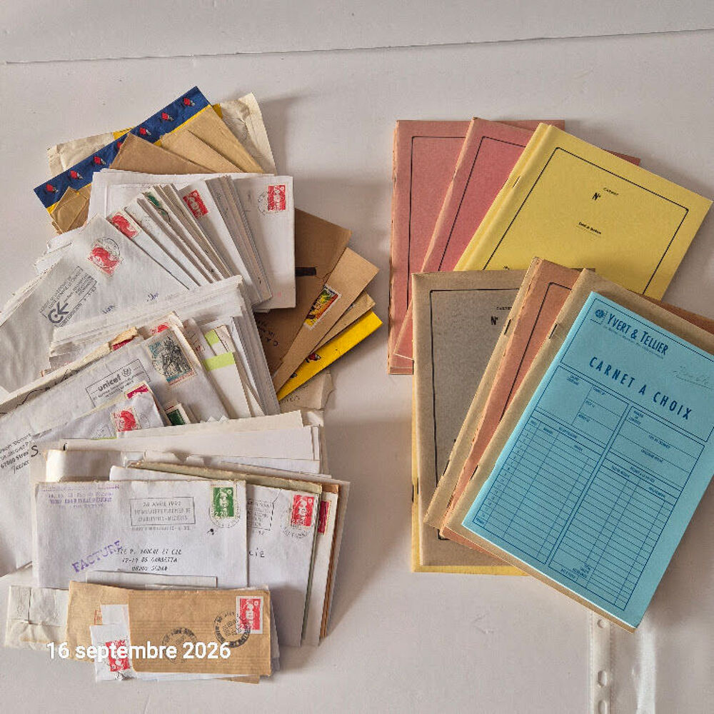 Lot de 11 carnets &agrave; choix philat&eacute;liques avec timbres 