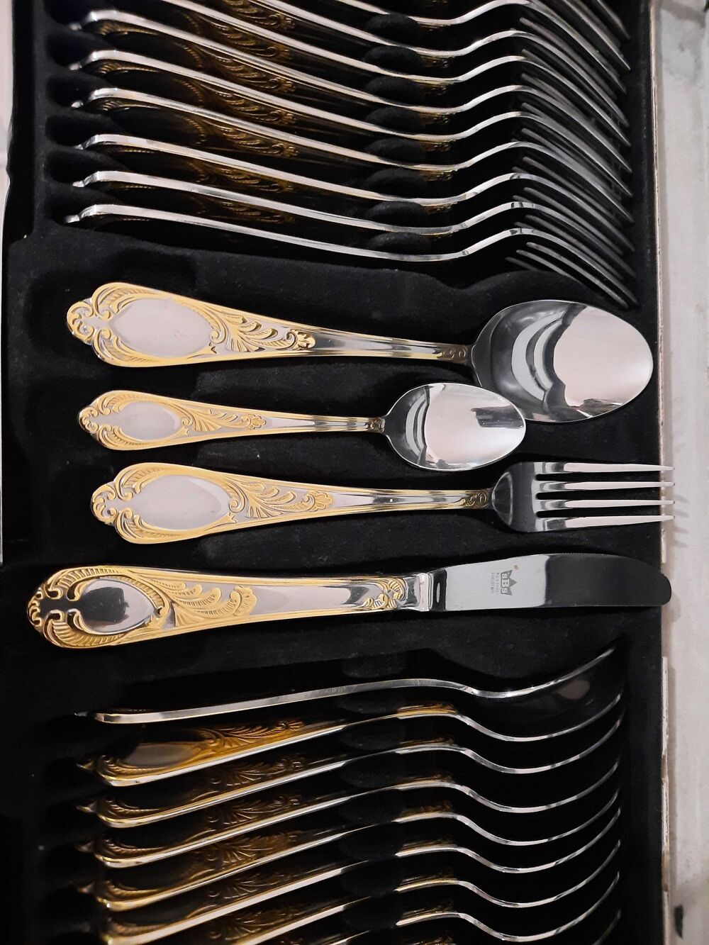 m&eacute;nag&egrave;re Sbs 70 pi&egrave;ces 23/24 carat Décoration