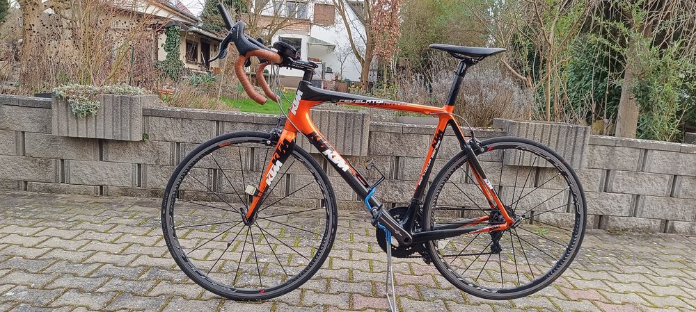 VELO de Comp&eacute;tition KTM (AUTRICHE)
Vélos