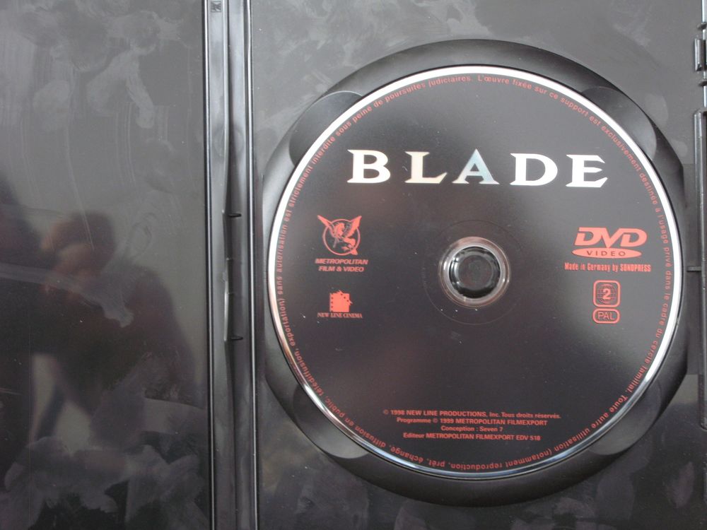 Blade DVD et blu-ray