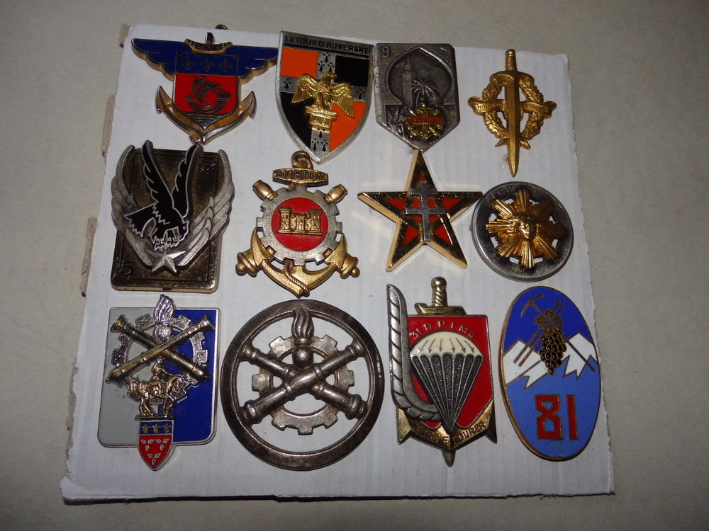 Militaria Insignes armee Fran&ccedil;aise 