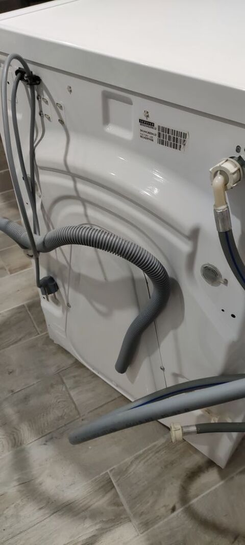 machine a laver Whirlpool 200 Sainte-Thrence (03)