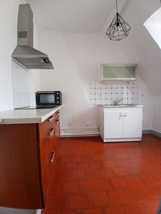  Appartement à louer 3 pièces 75 m²