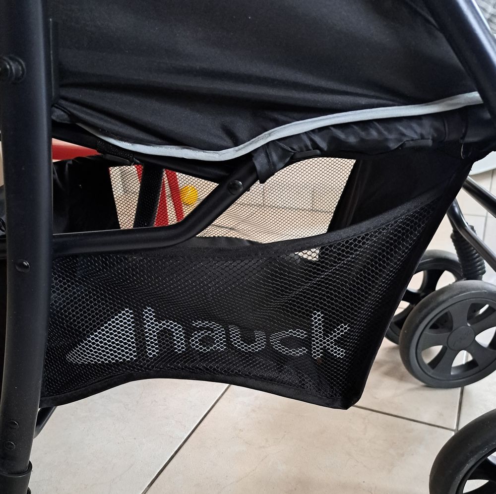 Poussette enfant Pu�riculture