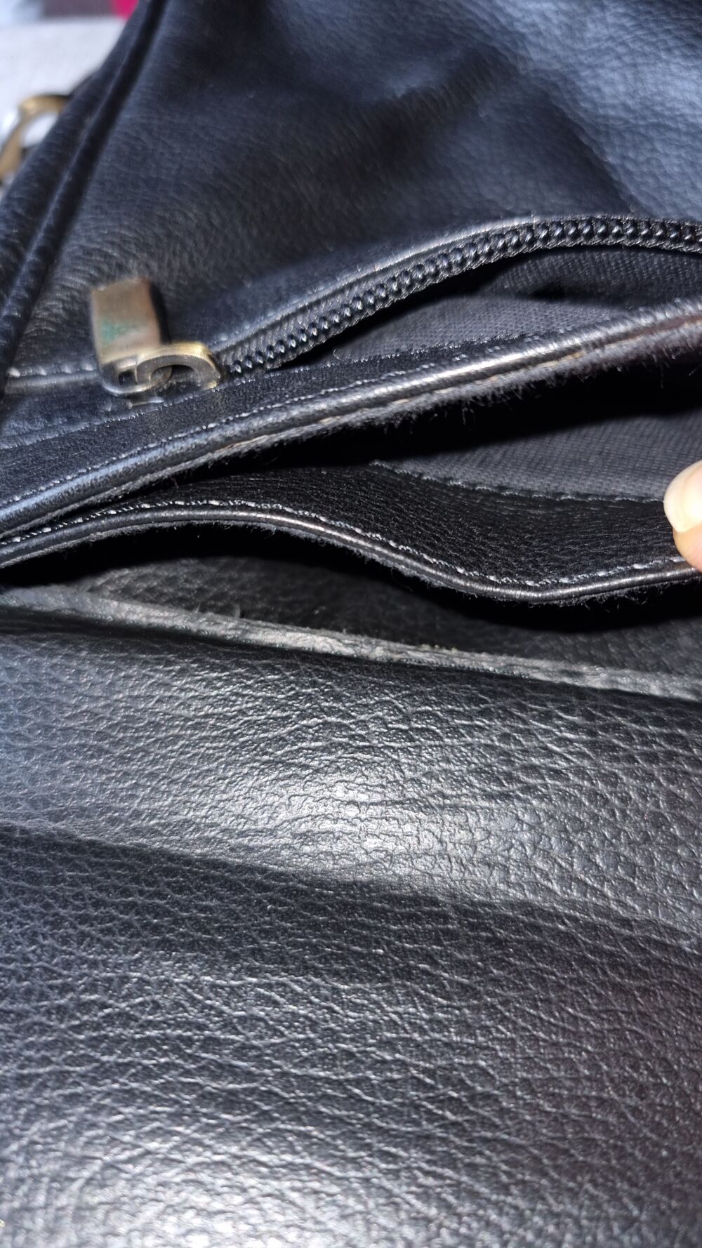 Sac bandouli&egrave;re port&eacute; &eacute;paule travers ou mono bretelle dos Maroquinerie