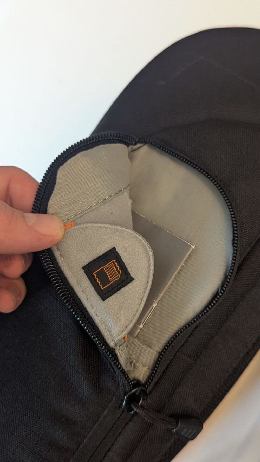 Pack photo Canon EOS 450D + 2 objectifs, flash, sac Photos/Video/TV