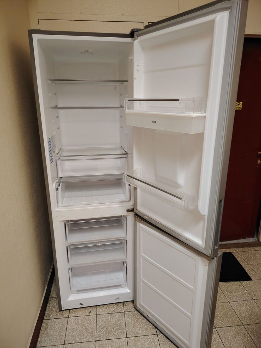 Frigidaire haier Electroménager