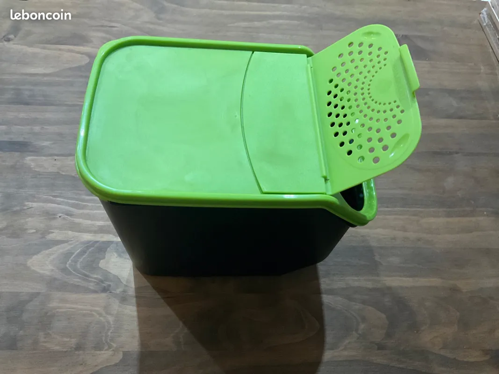 Caisse de rangement pommes de terre Tupperware Meubles