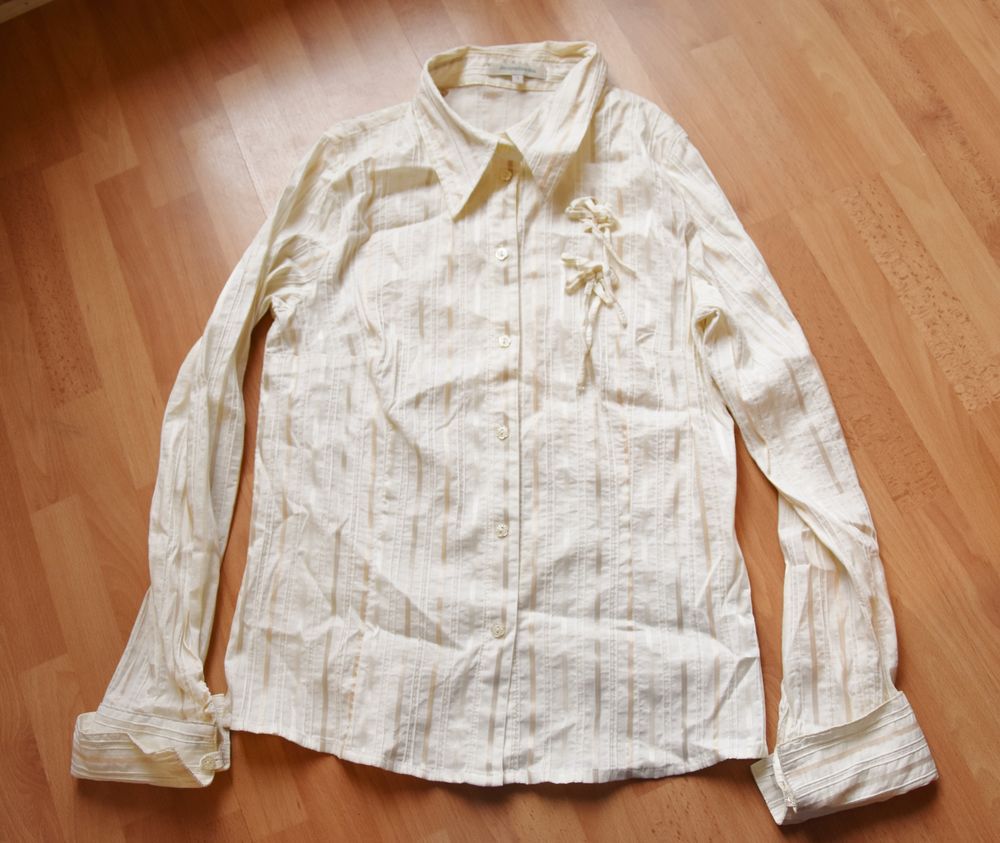 T4. Chemise tissu froiss&eacute;.Jacqueline RIU. Tr&egrave;s bon &eacute;tat. Vêtements