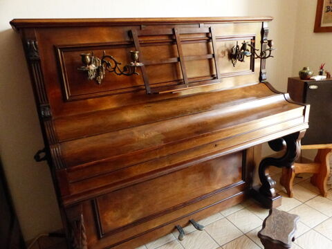 Piano droit Gervex  0 Moras-en-Valloire (26)