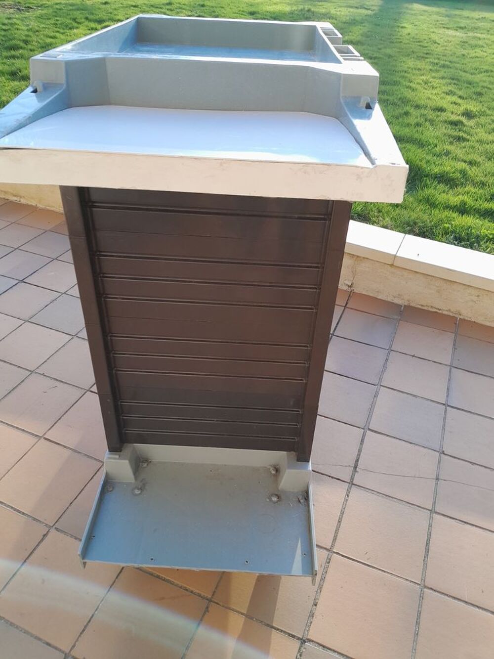 serviteur sur roulettes Meubles