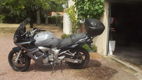 Moto YAMAHA 2005 occasion Machecoul 44270