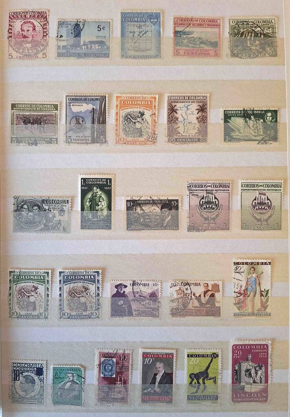 S&eacute;rie de timbres de collection de Colombie 