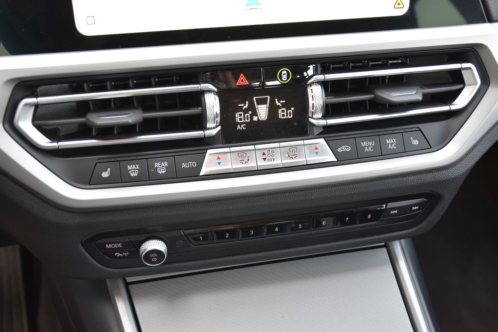 S&eacute;rie 3 Touring 318d 150 ch BVA8 Lounge 2022 occasion 56300 Pontivy