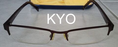 FRENCH CONNECTION - Monture Design, Paire de Lunettes de vue 24 Foncine-le-Haut (39)