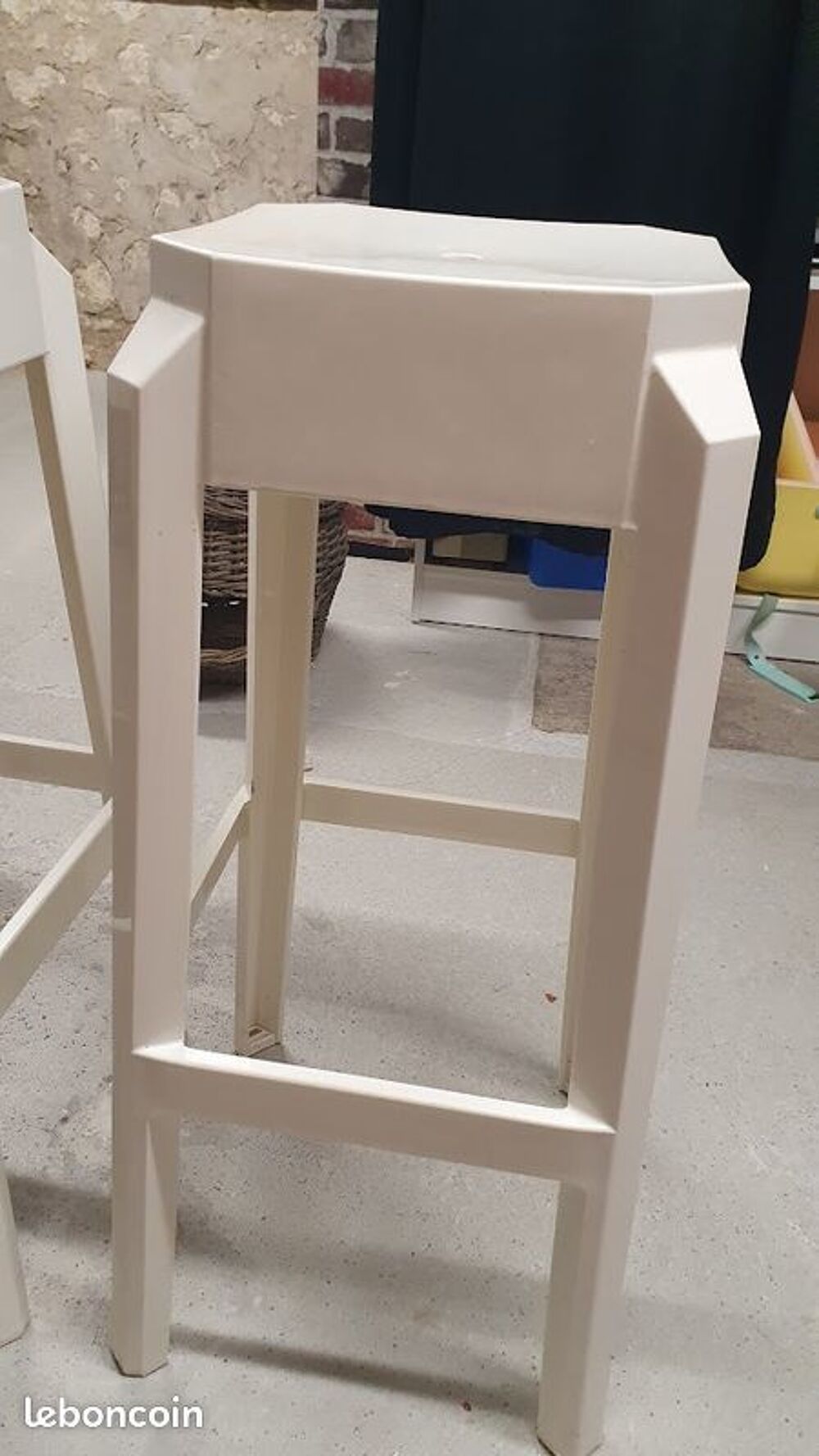 Lot de 2 tabourets de bar design blanc Meubles