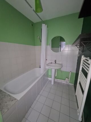  Appartement à louer 2 pièces 48 m²