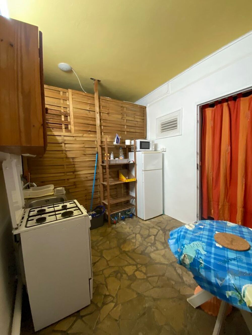 Location Appartement petit studio avec ouverture sur piscine Fort-de-france