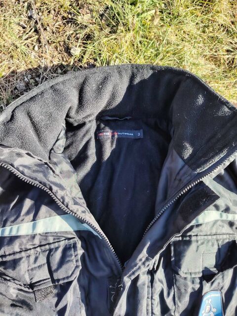 COMBINAISON DE SKI 12 Revest-les-Roches (06)