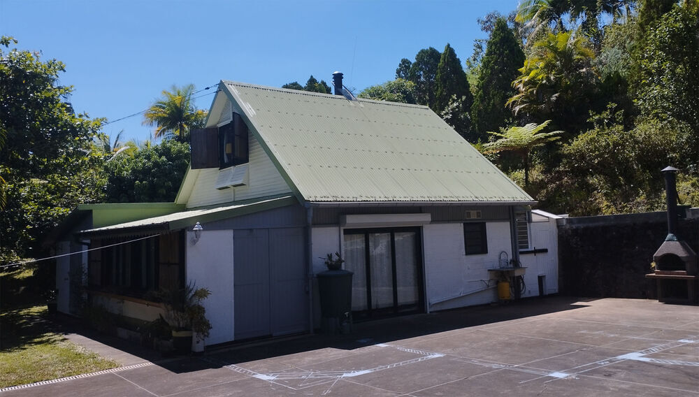 Vente Villa VILLA Bourbon bois 350000€, refaite et très astucieuse T 4/5 Saint-denis
