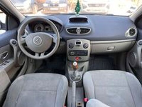 Clio III Clio 1.5 dCi 85 Confort Dynamique 2006 occasion 31000 Toulouse
