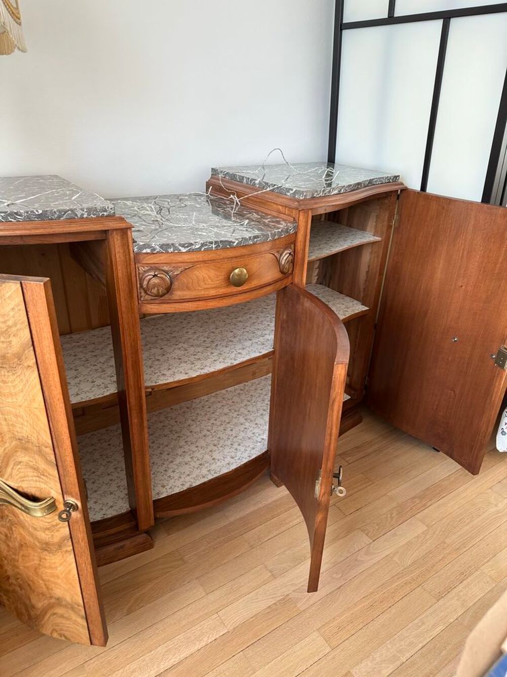 Buffet art deco noyer massif Meubles
