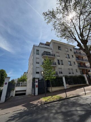  Parking / Garage à louer 12 m²