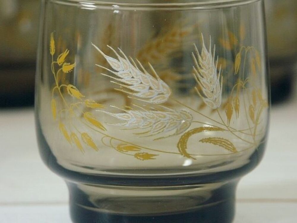 Lot 8 verres fum&eacute;s &eacute;pis de bl&eacute; Luminarc, Vintage 70 - NEUF Décoration