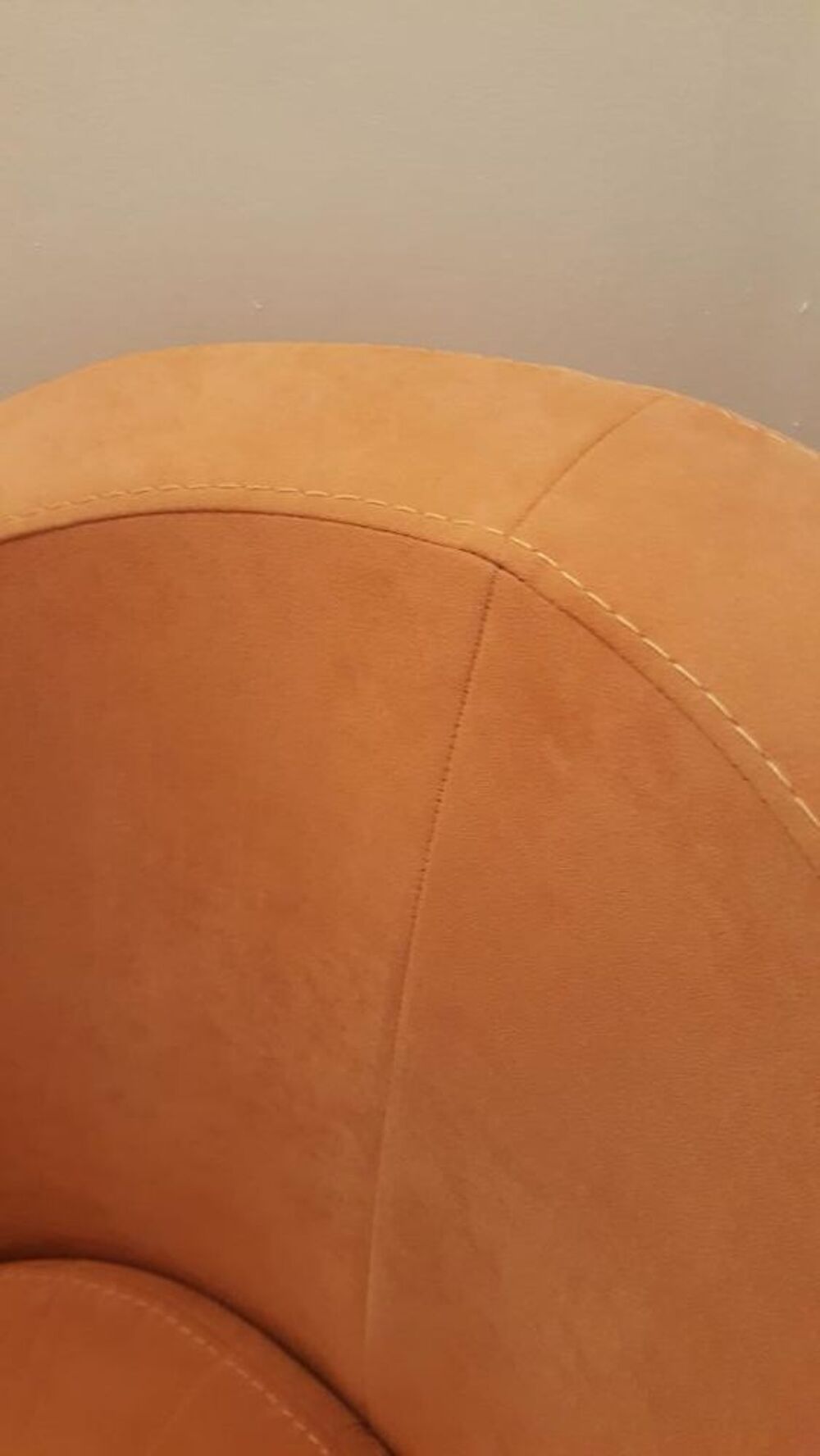 FAUTEUIL CRAPAUD ALCANTARA EXCELLENT ETAT COULEUR CORAIL Meubles