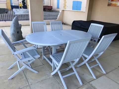 Ensemble table et 8 chaises de jardin bois gris 250 Pineuilh (33)