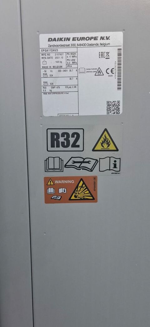 Pompe à chaleur et 11 radiateurs  Barjac (30)