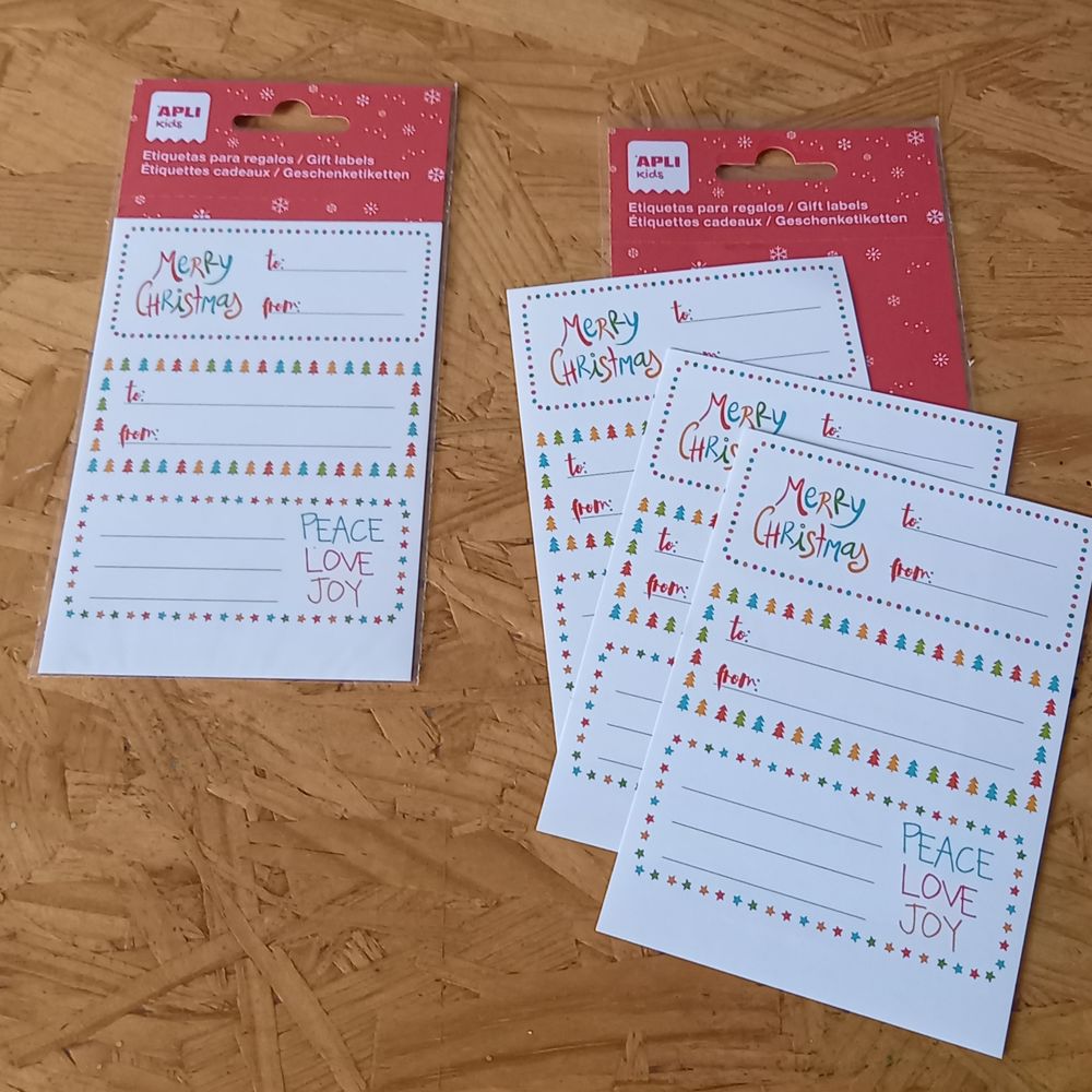 Lot de 18 &eacute;tiquettes cadeaux papier adh&eacute;sives pour Noel fabr Bricolage