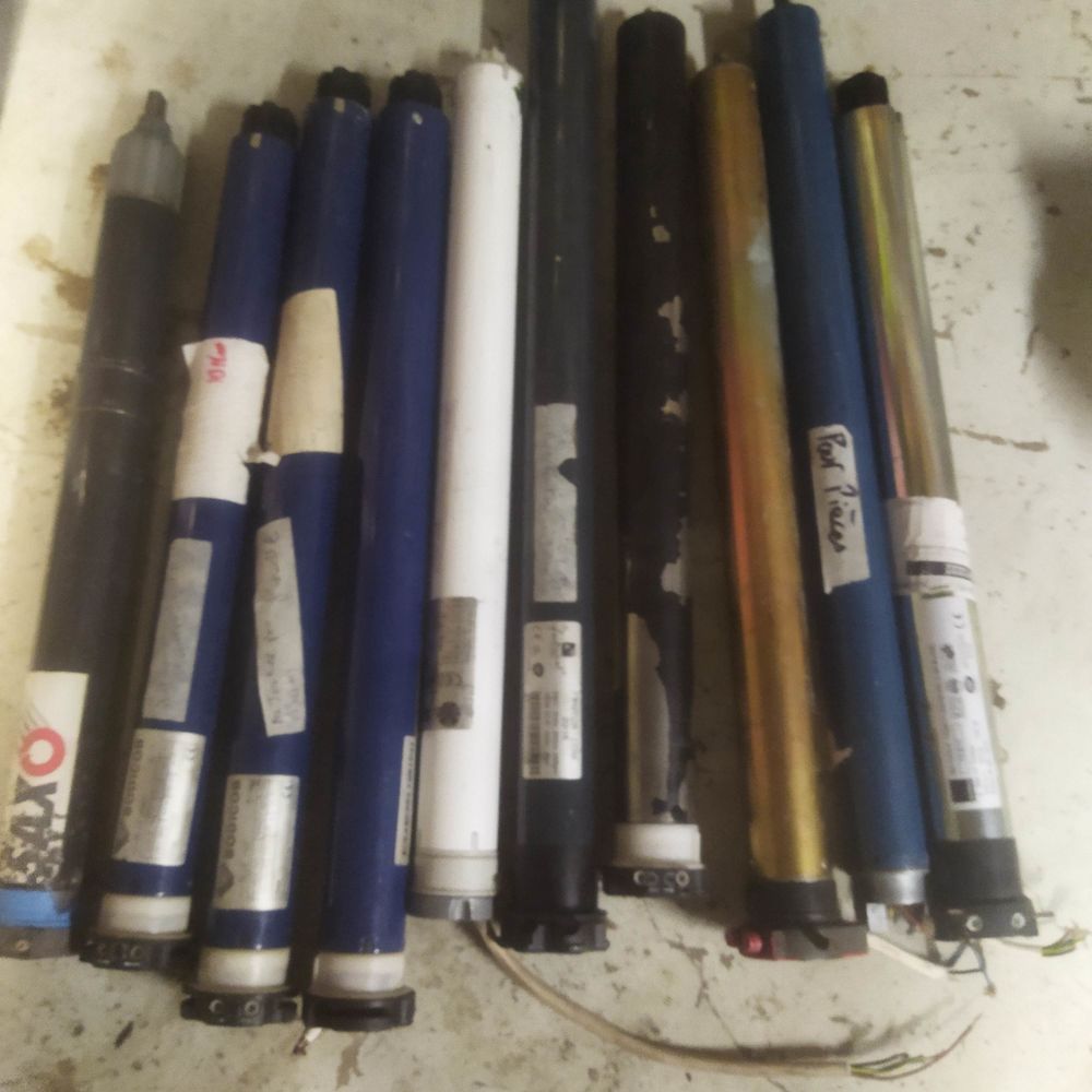 Lot de moteurs de volet roulant &agrave; r&eacute;parer Bricolage